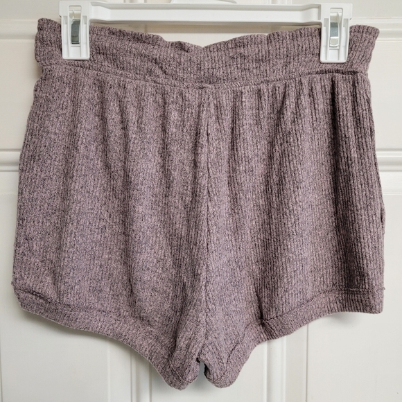Maronie soft ribbed drawstring lounge shorts with pockets - Picture 5 of 8